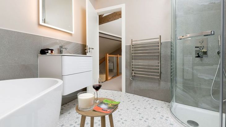 Sleeps 2, Romantic, Modern, Luxurious Cottage with garden, WiFi and Amazing Views - Photo 3