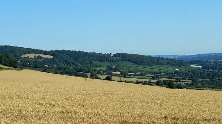 Sleeps 2, Romantic, Modern, Luxurious Cottage with garden, WiFi and Amazing Views - Photo 18