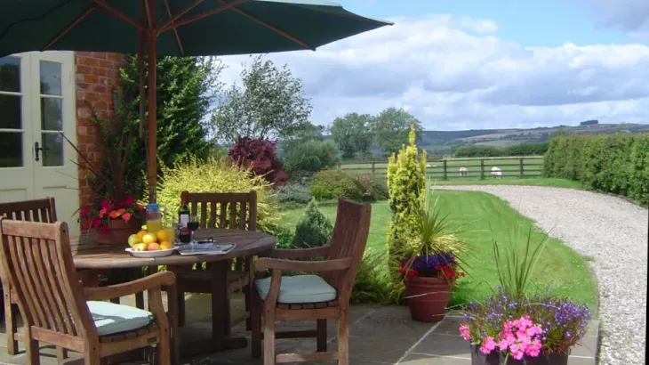 Granary Cottage - Main Photo