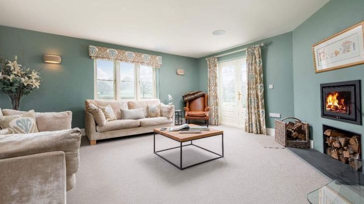 Luxury House, 5* Gold rated,sleeps 10+1 with a large garden, downstairs bedroom and wet room,  and a shared games room - Photo 16