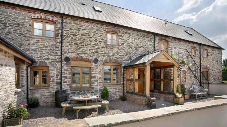 Trevase Granary - Main Photo