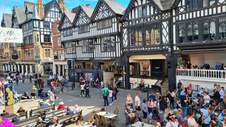 Buttercups Haybarn 5 Star Cottage with Indoor Pool, Sports Court & Toddler Play Area - Photo 18