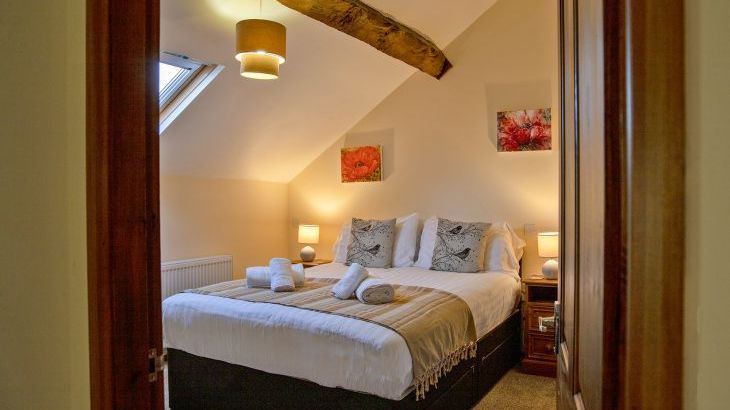 Oliver's Mill with shared Indoor Pool, Sports Court & Play Area - Photo 10