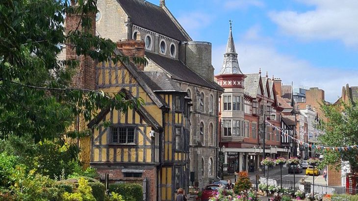 Oliver's Mill with shared Indoor Pool, Sports Court & Play Area - Photo 18