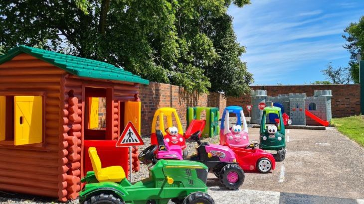 Oliver's Mill with shared Indoor Pool, Sports Court & Play Area - Photo 26