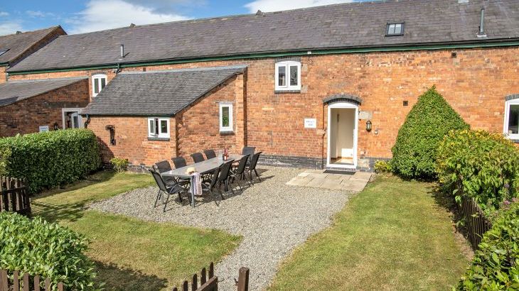 Oliver's Mill with shared Indoor Pool, Sports Court & Play Area - Photo 35