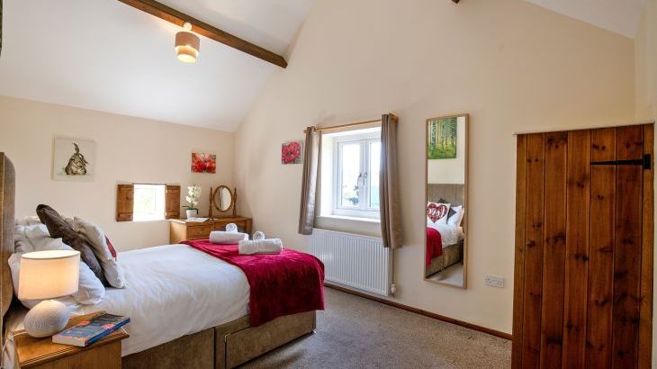 James's Parlour with exclusive use of shared Indoor Swimming Pool, Sports Court & Play Area - Photo 13