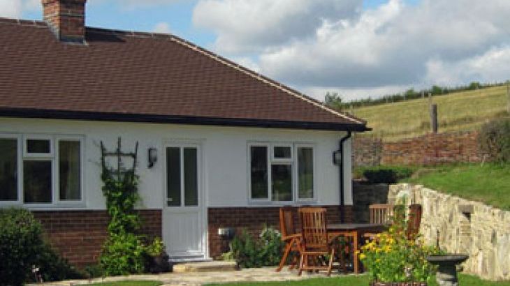 Waterlake Cottage, Orcheston, nr Stonehenge - Photo 1