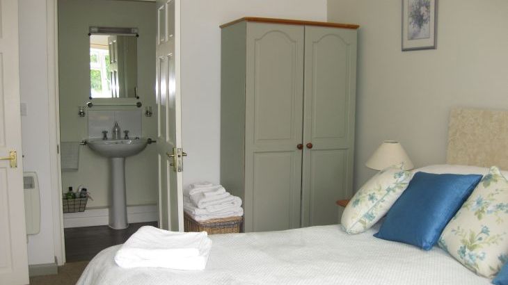 Waterlake Cottage, Orcheston, nr Stonehenge - Photo 8