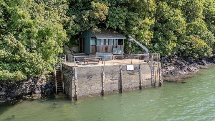 Four Ashes (Stunning Water Views) - Photo 27