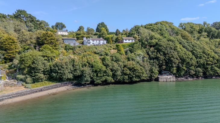Four Ashes (Stunning Water Views) - Photo 9