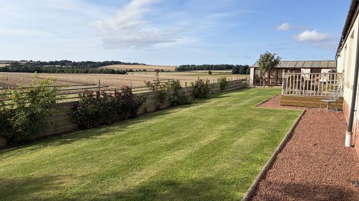 Edington Mains House - Photo 16