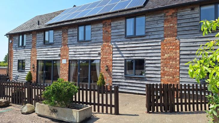 Buttercups & Hayloft Sleeps & Dines 16 with Pool, Sports Court & Play Area - Main Photo