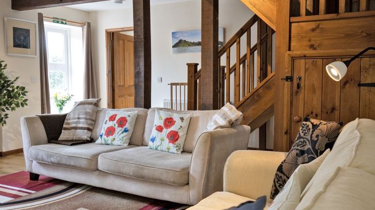 Buttercups & Hayloft Sleeps & Dines 16 with Pool, Sports Court & Play Area - Photo 21