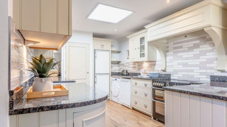 Bucknowle Lodge - Photo 19