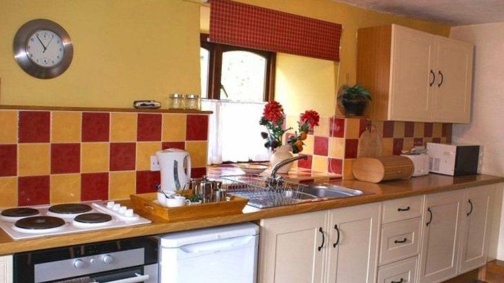 The Dovecote, two bedrooms sleeping 3 with pretty garden, dog friendly - Photo 4