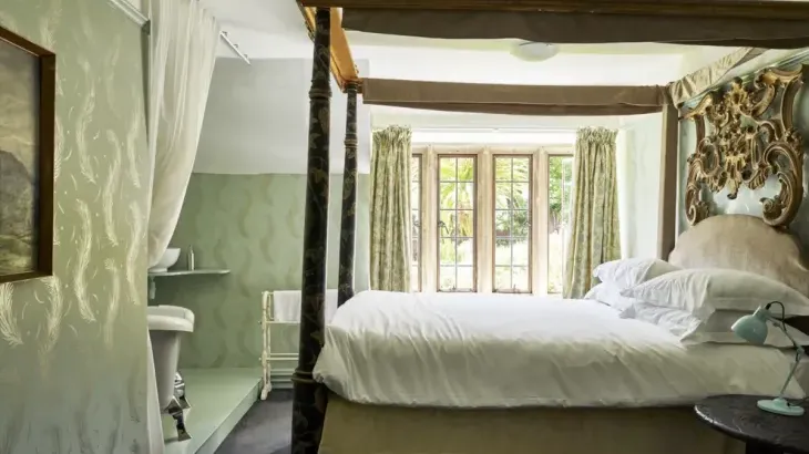 Symondsbury Manor - Photo 14