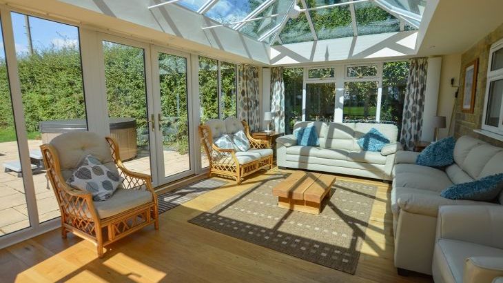The Cotswold Manor Vineyard, Exclusive Hot-Tub, Games/Event Barns, 70 acres of Parkland - Photo 7