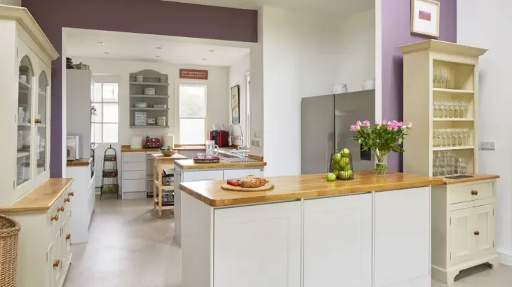 Barton Court - Photo 3