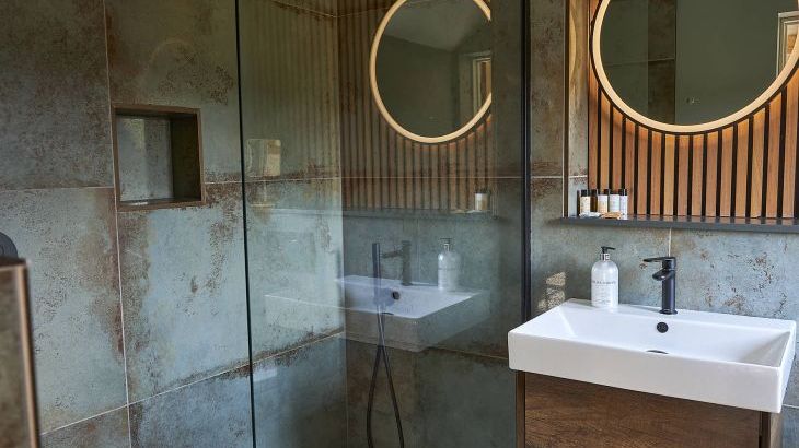 Field Barn sleeps 2, with a private Steam Room and AirCon! - Photo 35