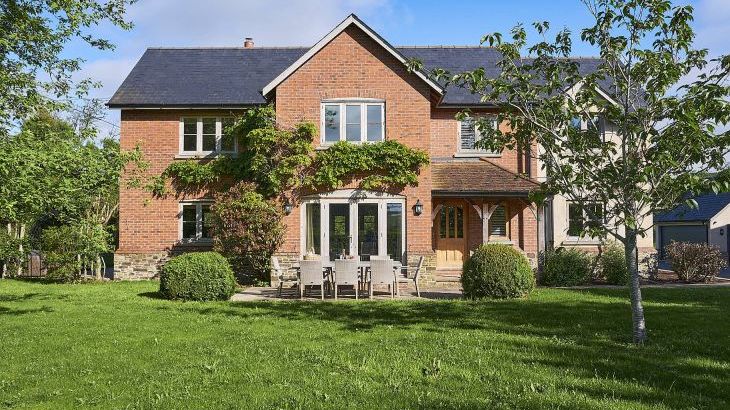  Lower Canwood sleeps 9+1 - Main Photo