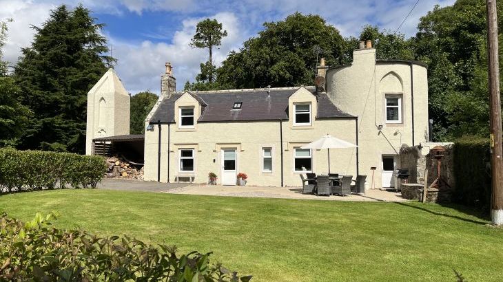 Craig Cottage - Photo 1