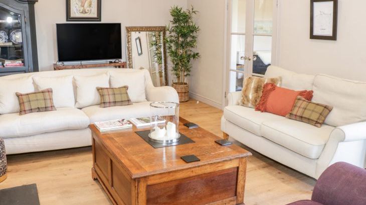 Oakwood Rural Cottage, North Wales - Photo 4