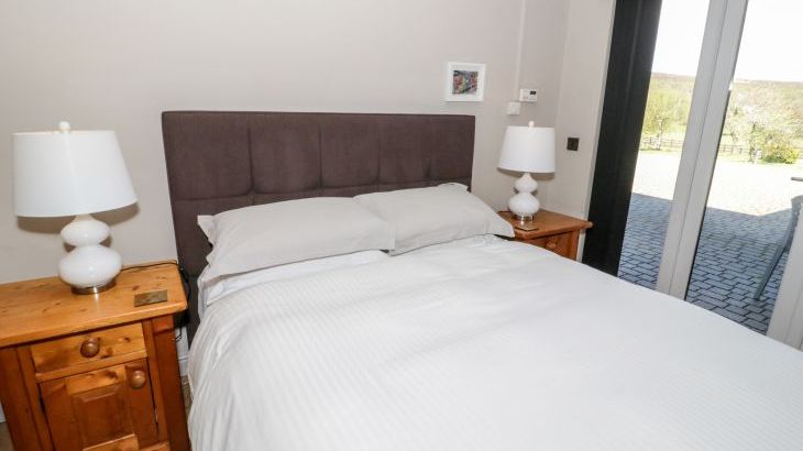 Oakwood Rural Cottage, North Wales - Photo 9