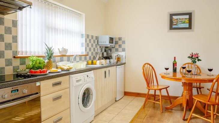 2 Black Horse Cottages dog friendly holiday cottage, Pentraeth, North Wales  - Photo 9