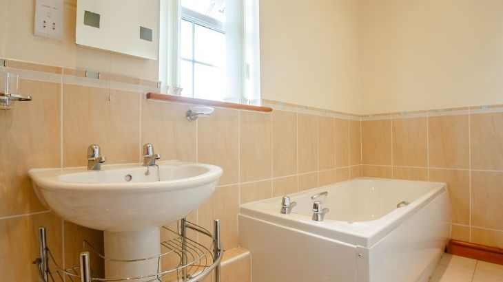 2 Black Horse Cottages dog friendly holiday cottage, Pentraeth, North Wales  - Photo 18