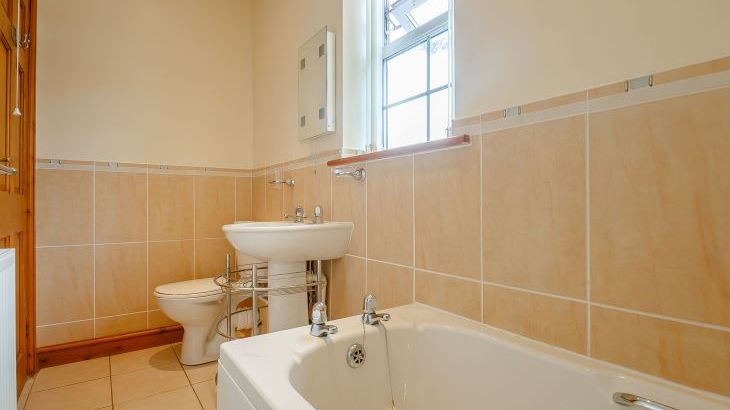 2 Black Horse Cottages dog friendly holiday cottage, Pentraeth, North Wales  - Photo 19