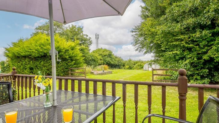 2 Black Horse Cottages dog friendly holiday cottage, Pentraeth, North Wales  - Photo 22