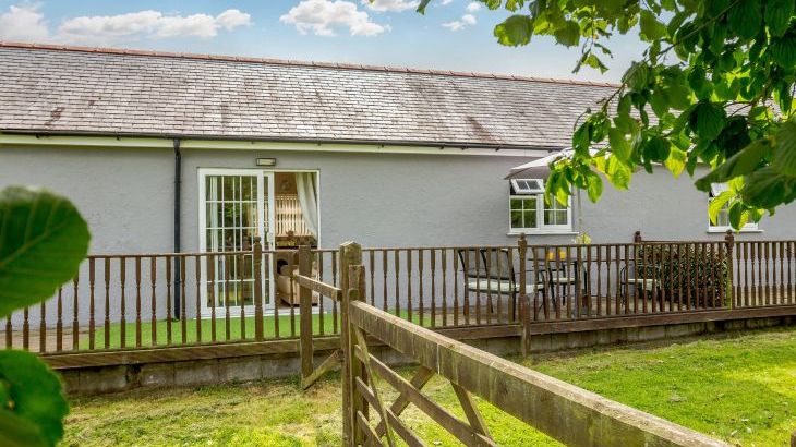 2 Black Horse Cottages dog friendly holiday cottage, Pentraeth, North Wales  - Photo 24