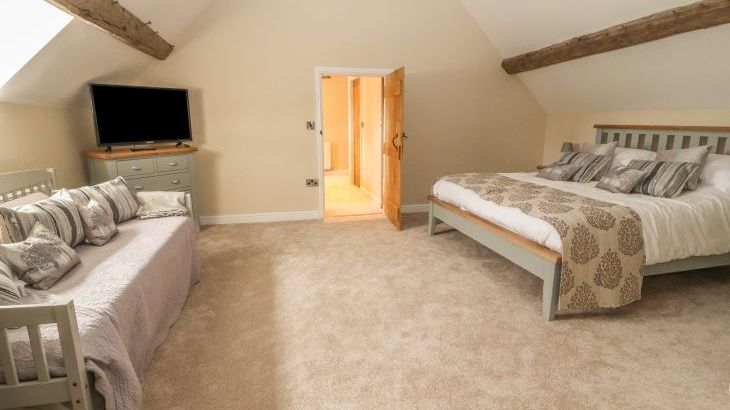 Rhandregynwen Hall - Photo 56