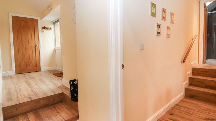 Cut Moch, Plas Moelfre Hall Barns - Photo 12