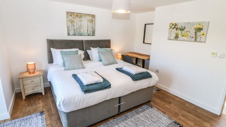 Bwthyn Y Bugail (Shepherd's Cottage - Photo 11