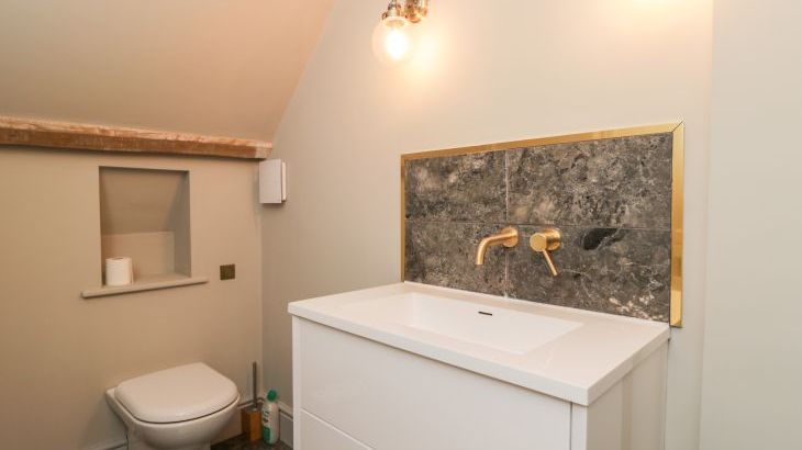 Rockstowes House - Photo 29