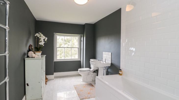 Rockstowes House - Photo 48