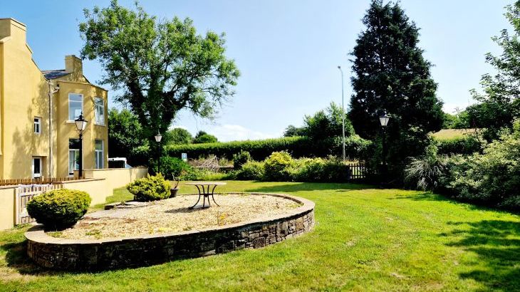 The Studio - Photo 29