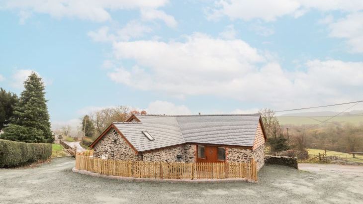 Cut Moch, Plas Moelfre Hall Barns - Photo 4