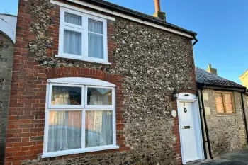 All Seasons Cottage Breaks - Chapel Cottage, Suffolk