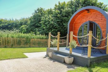 Filbert Pod, West Sussex