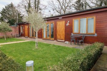 Fox's Den, Hampshire