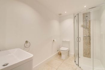 Nine Ocean Reach - Devon