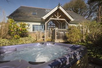 Court Lodge, Hillfield Village, Devon,  England